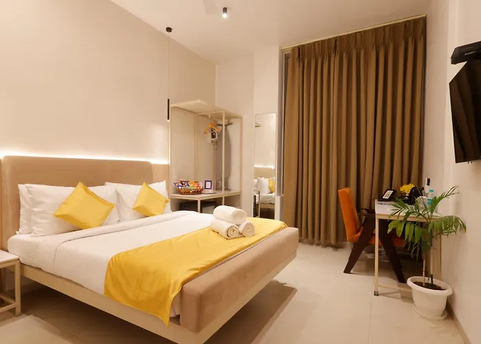 Hotel Varuna