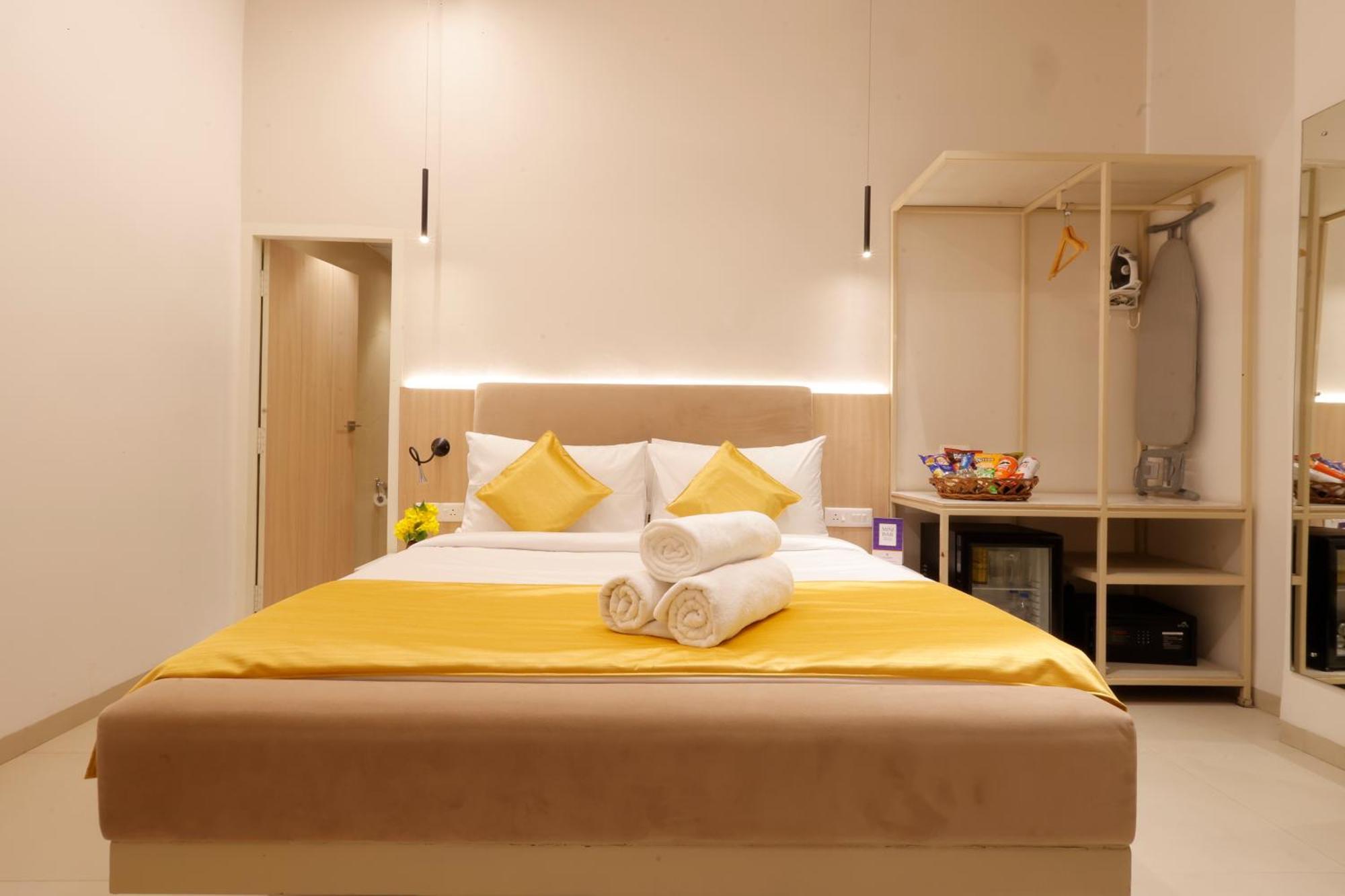 Hotel Varuna 3*
